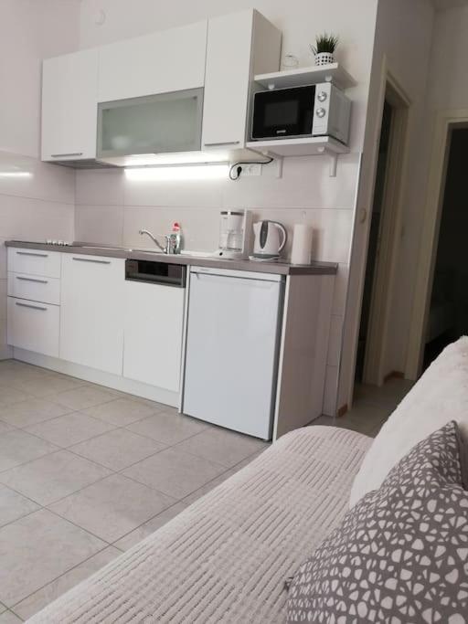 Apartments Regina Бол Экстерьер фото