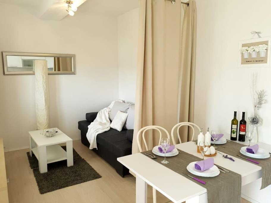 Apartments Regina Бол Экстерьер фото